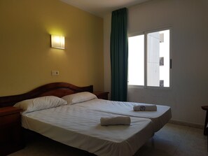 Chambre avec lits jumeaux