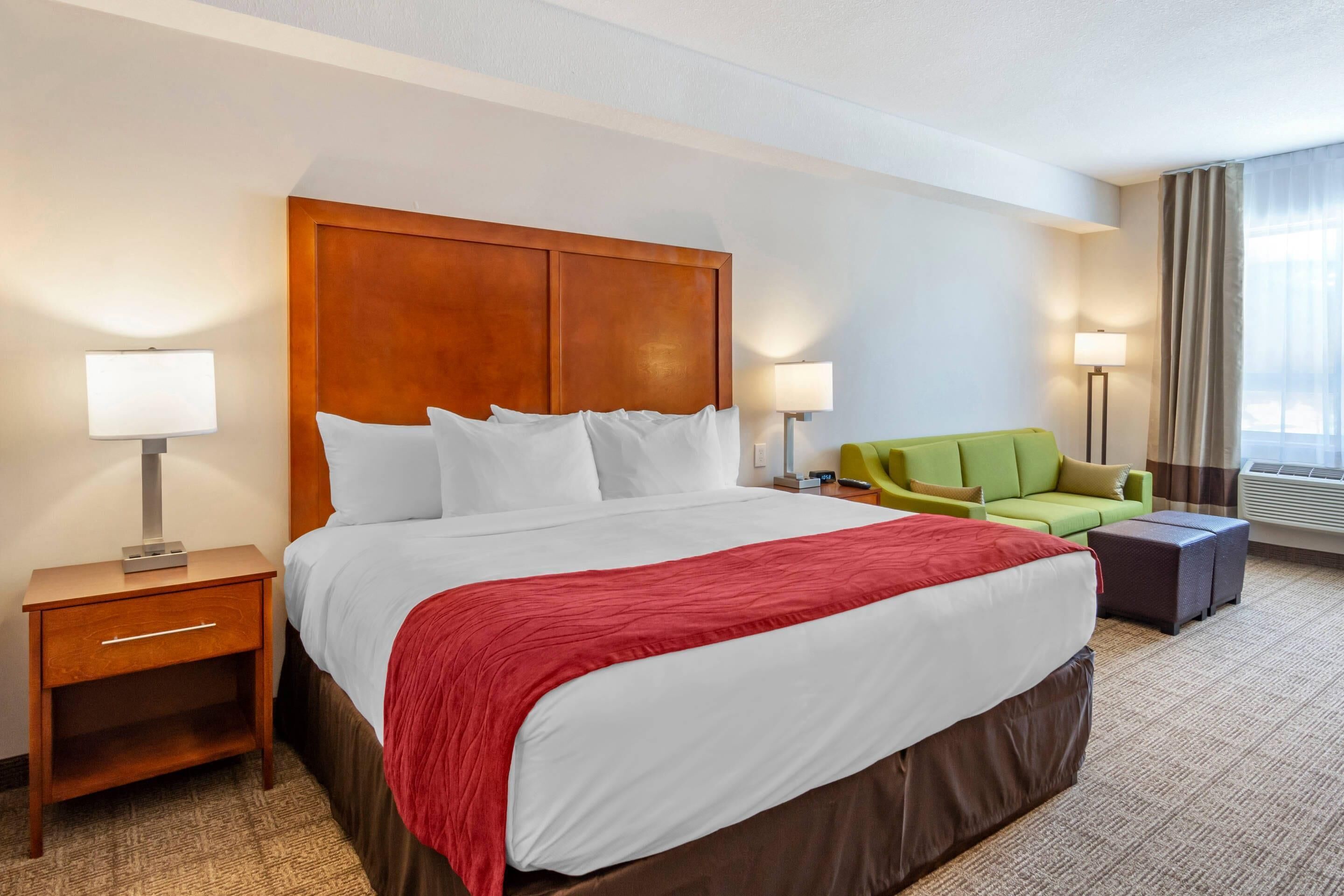 1 bedroom, desk, free wifi, bed sheets