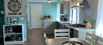 Cornerstone Beach House - NEW - Hot Tub, Game Room, Electric Vehicle Charger