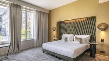 Minibar, coffres-forts dans les chambres, ameublement personnalisé