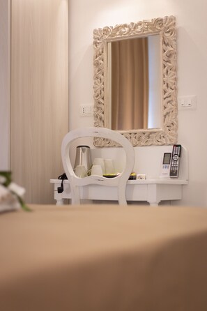 Superior-Doppel- oder -Zweibettzimmer, Terrasse | Bettwäsche aus ägyptischer Baumwolle, hochwertige Bettwaren