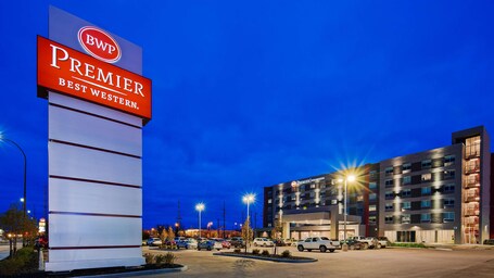 Best Western Premier Winnipeg East - Image 4