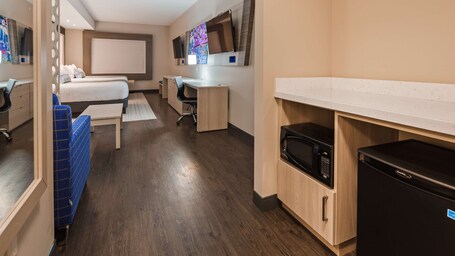 Best Western Premier Winnipeg East - Image 43