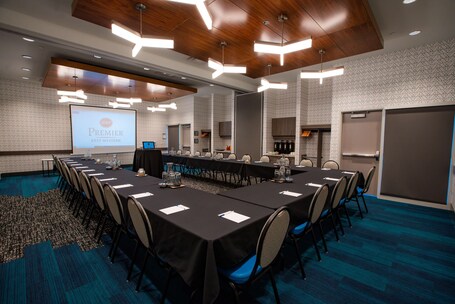 Best Western Premier Winnipeg East - Image 28