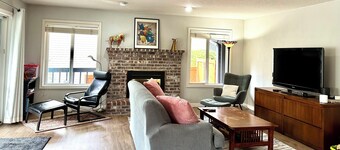 Romslig, 4BR Enkelt Nivå Nær Parker