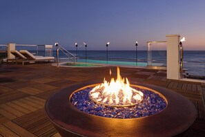 Rooftop terrace - Espacio The Jewel Of Waikiki (Honolulu)