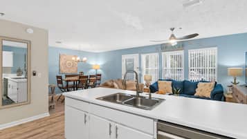 Condo, 2 Bedrooms, Resort View (D205) | Private kitchen