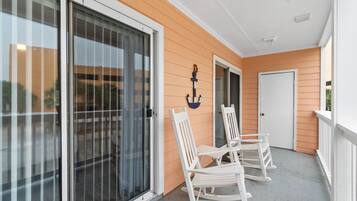 Condo, 2 Bedrooms, Resort View (D205) | Balcony