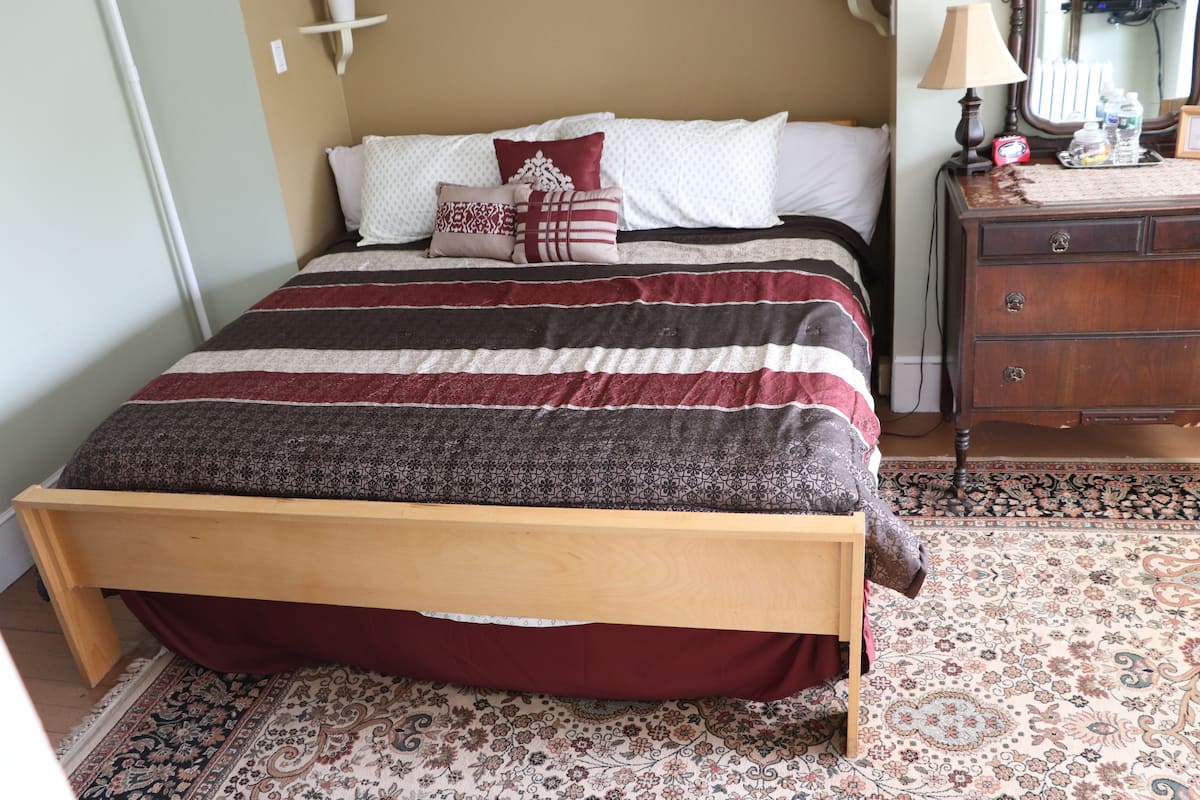 Basic Room | Katil lipat simpan/tambahan, Wi-fi percuma