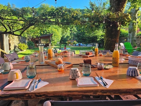 Desayuno continental incluido todos los días