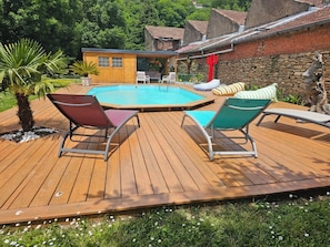Seasonal outdoor pool