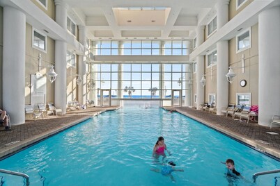 Majestic Sun Beach Resort by Panhandle Getaways