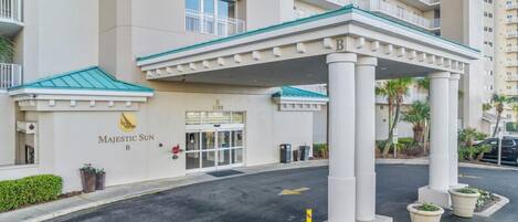 Apartment (1 Bedroom) | Exterior