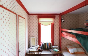 2 bedrooms