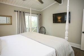 5 bedrooms, individually decorated, individually furnished - 30A Beach House Beachside Betty By Panhandle Getaways (Santa Rosa Beach)