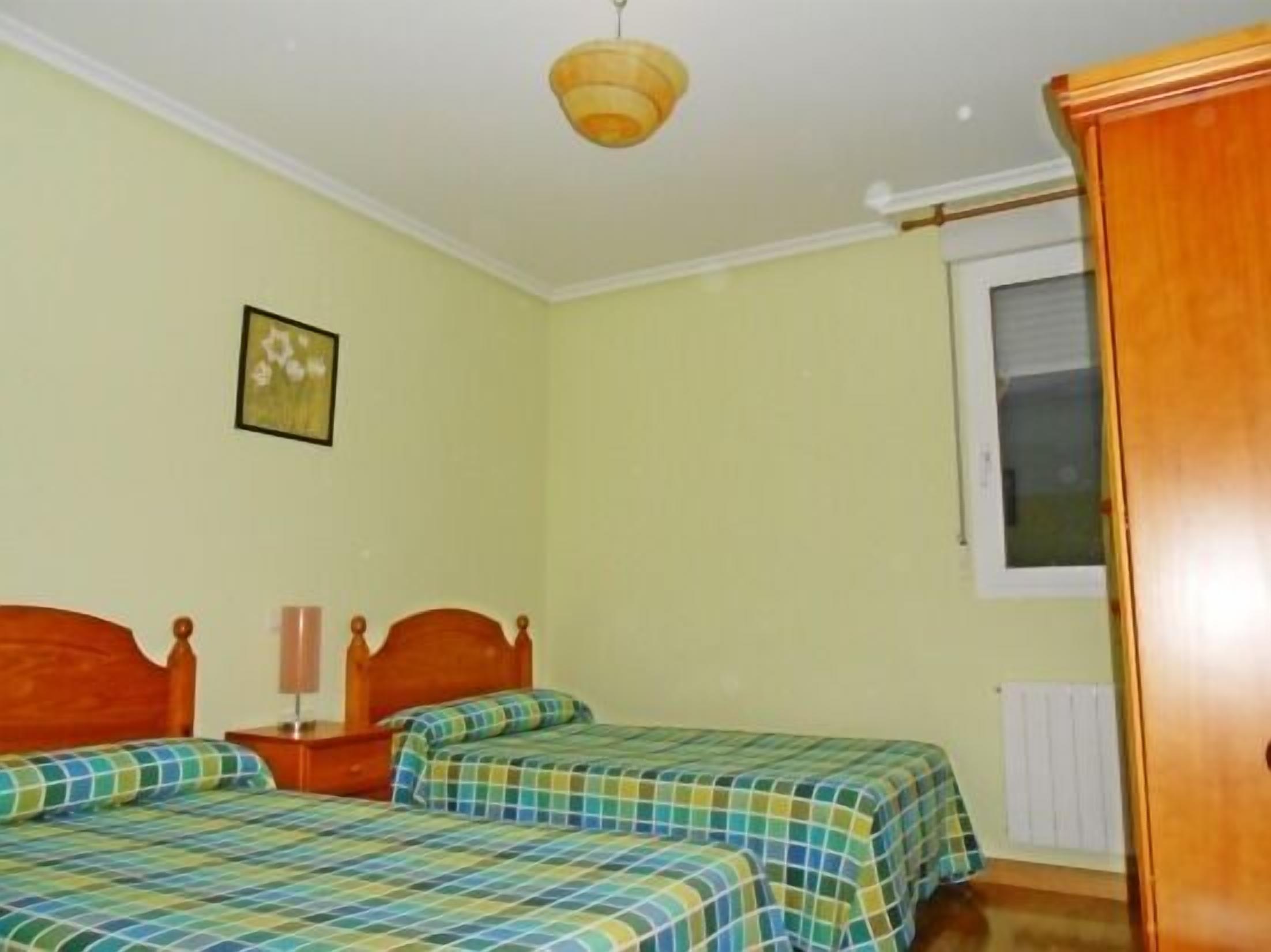 3 habitaciones, wifi gratis y ropa de cama 