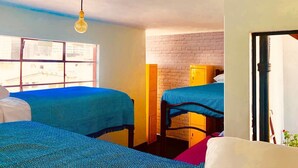 Basic Shared Dormitory | 1 bedroom, hypo-allergenic bedding available, desk, laptop workspace - Casa Eufemia (Mexico City)