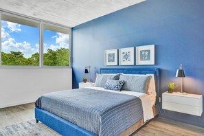 Design Suite, 1 Bedroom (300) | Individually decorated, individually furnished, desk, laptop workspace - Design District Suites (Miami)