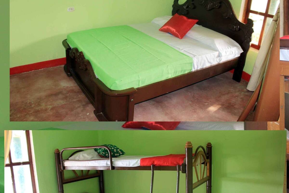 Rollaway beds, bed sheets
