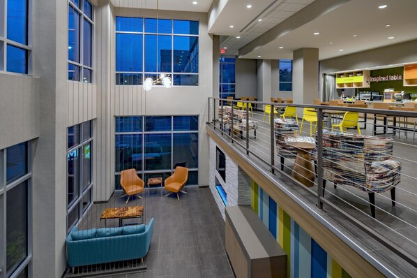 Lobby - Home2 Suites by Hilton Omaha UN Medical Ctr Area (Omaha)