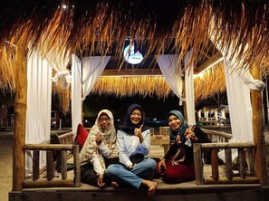 Property grounds - Hello Bintan Beach Cottages (Bintan)