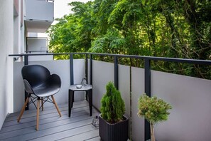 Property grounds - Stańczyka 4 | Modern Warsaw Apartment | Parking (Warszawa)