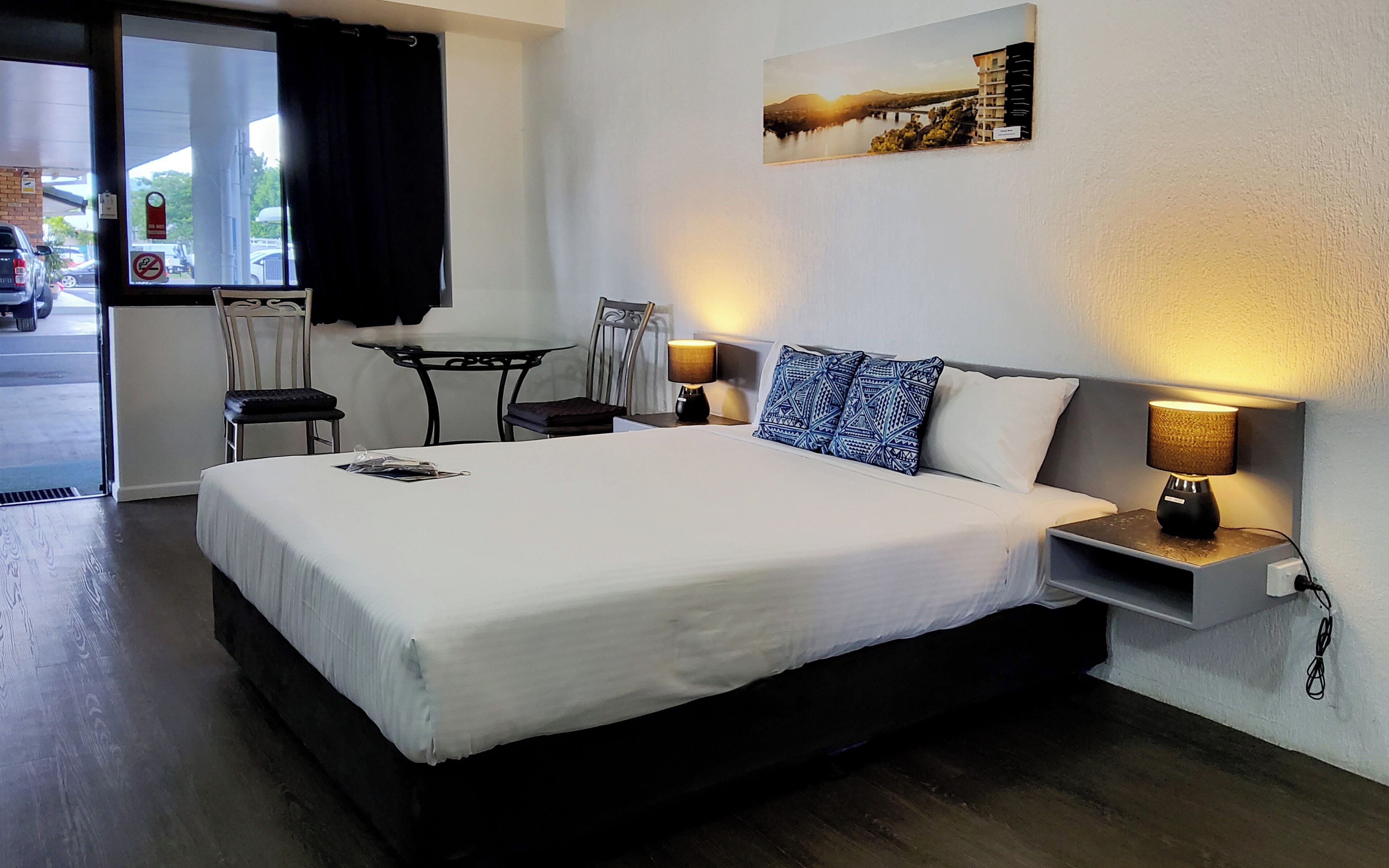 pet friendly queen room | view from room