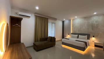 Three Bed Rooms Villa | Free WiFi