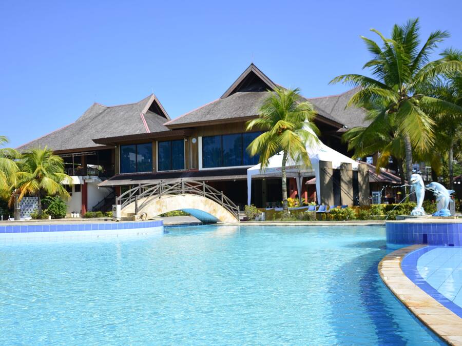 Kolam renang outdoor