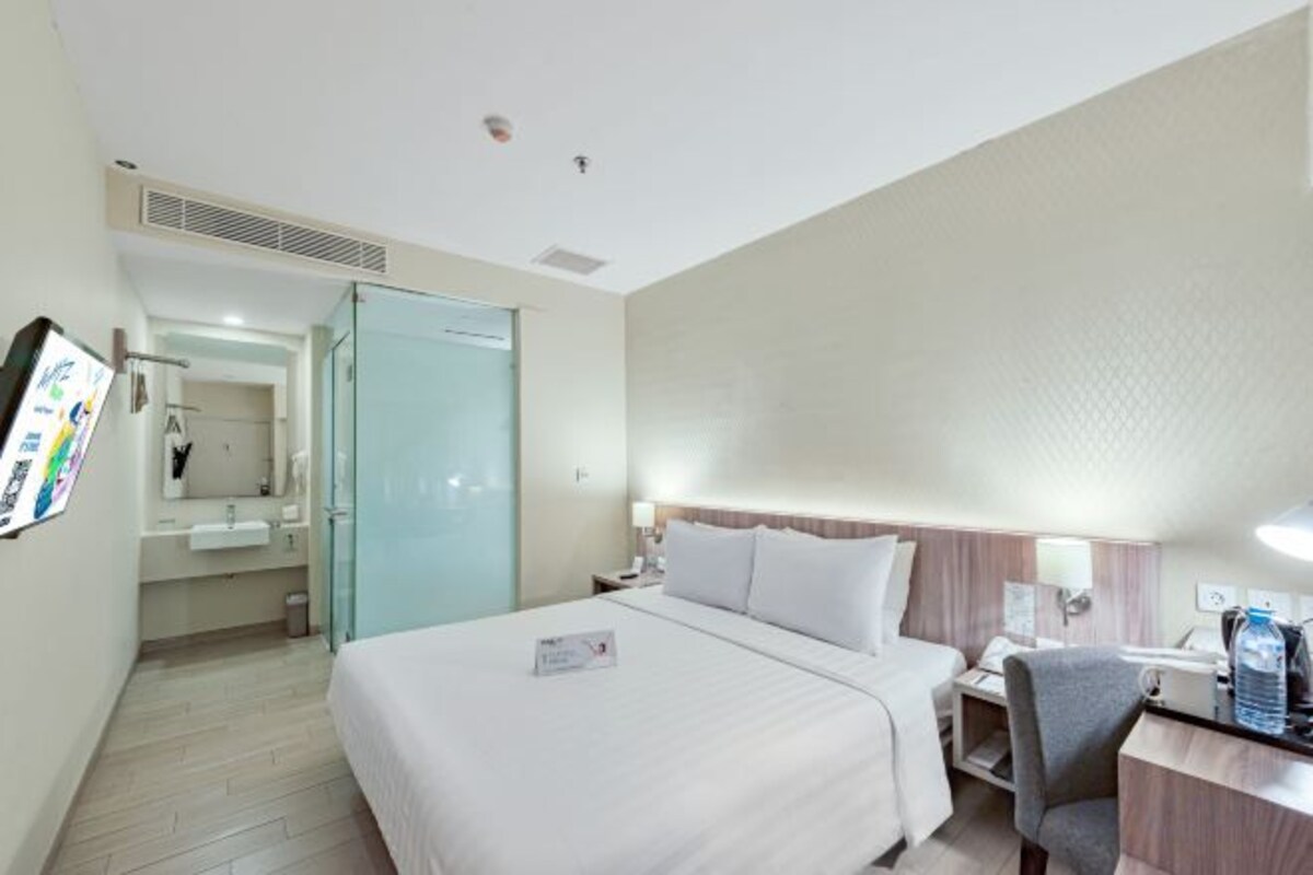Iron/ironing board (on request), WiFi (free)