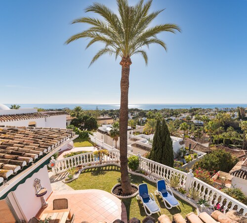 Villa Panorama – Ocean View Oasis with Private Pool, Mijas Costa