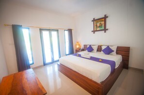 Dobbeltrom – deluxe | Skrivebord, blendingsgardiner, lydisolert og wi-fi (inkludert)