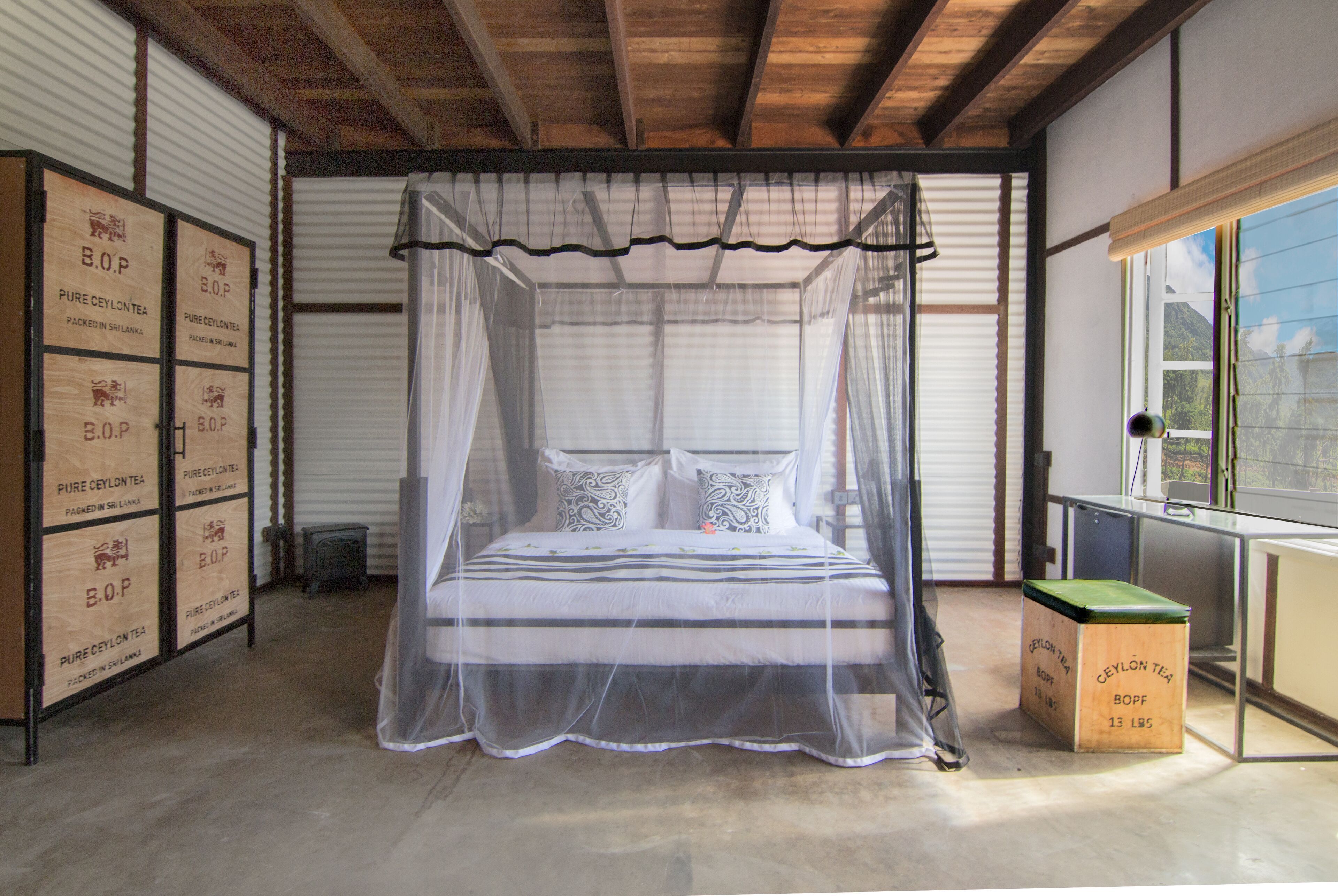 Egyptian cotton sheets, premium bedding, minibar, in-room safe
