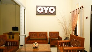 Unclassified image, 4 of 31, button - OYO 1087 Homestay Potato House (Ngadisari)