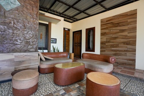 OYO 1087 Homestay Potato House