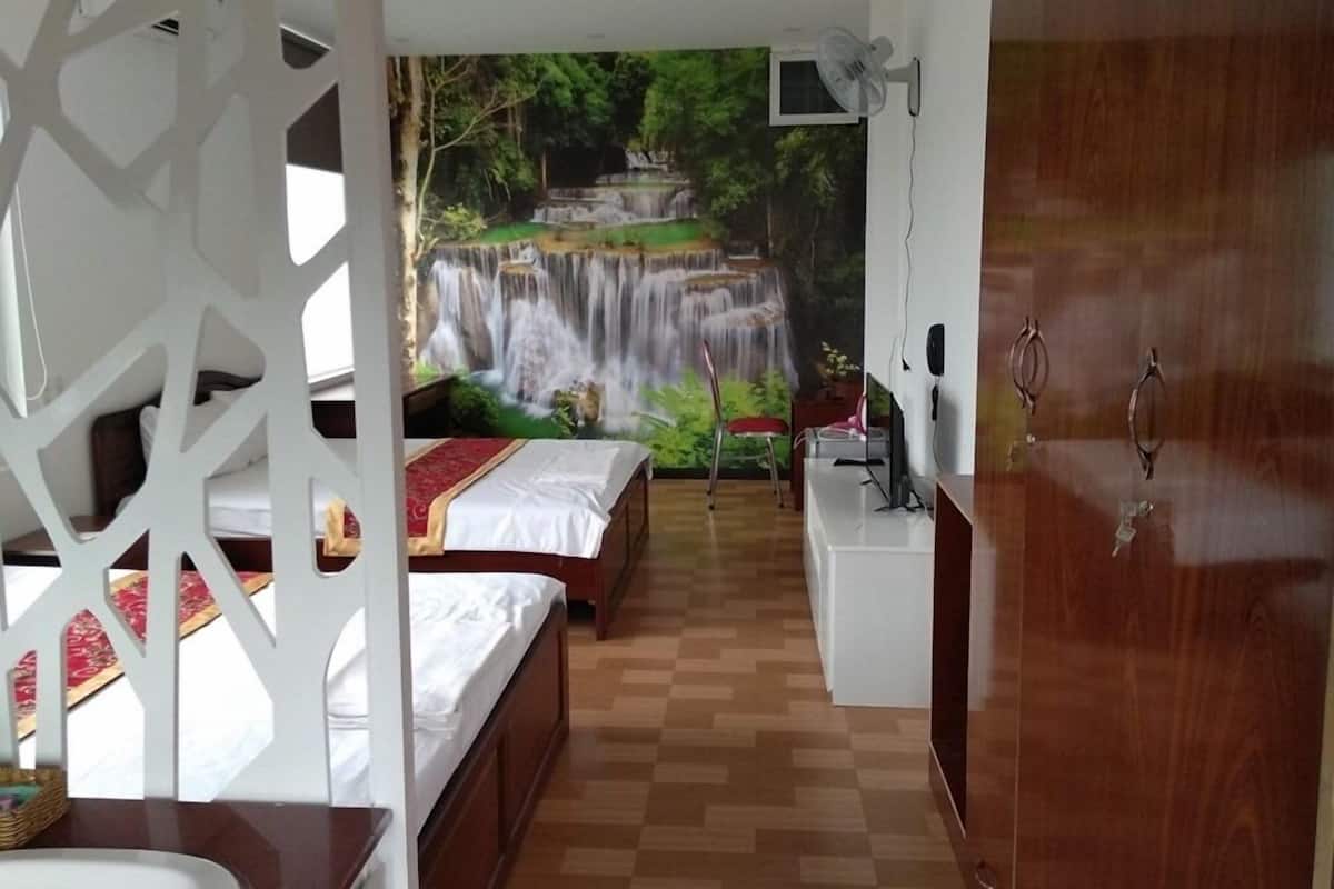 Basic Shared Dormitory | Free WiFi