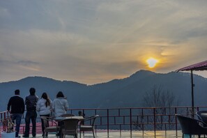 Rooftop terrace - Mosaic Go, Chail  (Shimla)