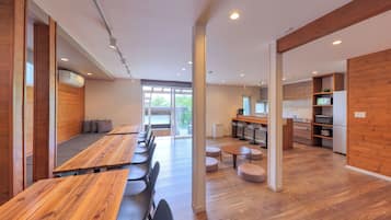 Exclusive Cottage | Living area | Flat-screen TV, fireplace