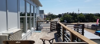 Moonraker's Attic: Dog Friendly Studio at Spencer's Market