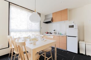 Apartment | In-room dining