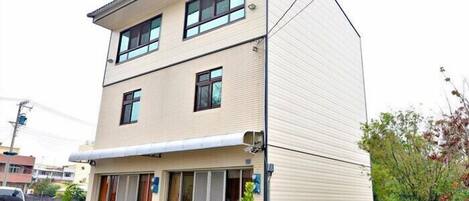 住宿正面