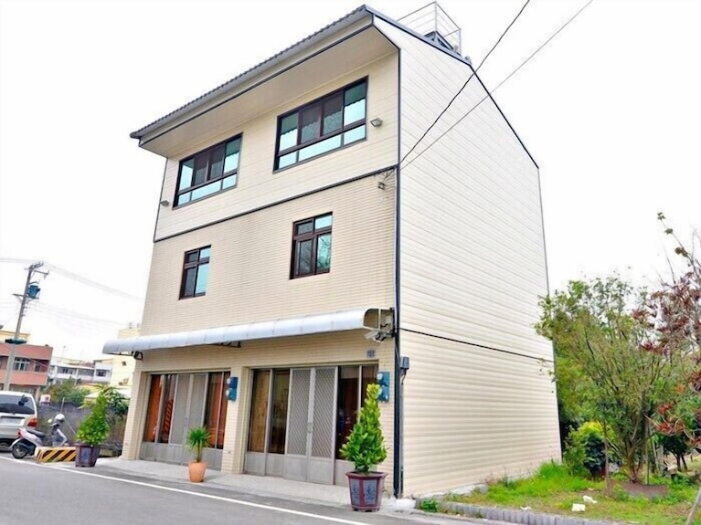 田尾綠友民宿評價、特色體驗、房價資訊、訂房連結 – 寵物友善與家庭包棟首選 - 照片 1