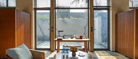 Courtyard Pavilion | Living area | TV, heated floors