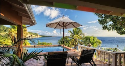 Luxus am Meer. Spektakuläre Sonnenuntergänge und Bergblick. Avalon.