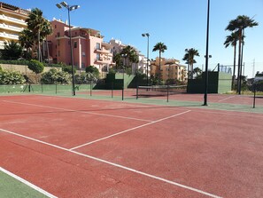 Sports court - ISLAND OF RIVEIRA GOLF APARTMENT (Mijas)