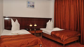 Chambre Affaires Double ou avec lits jumeaux | Minibar, bureau, espace de travail pour ordinateur portable