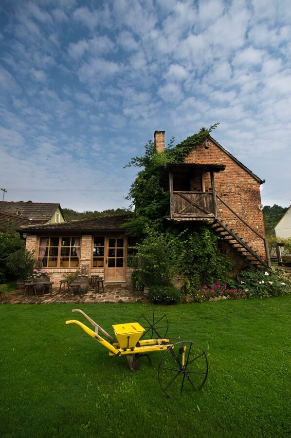 واجهة المنشأة