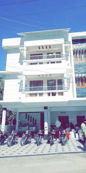 Bagian depan properti