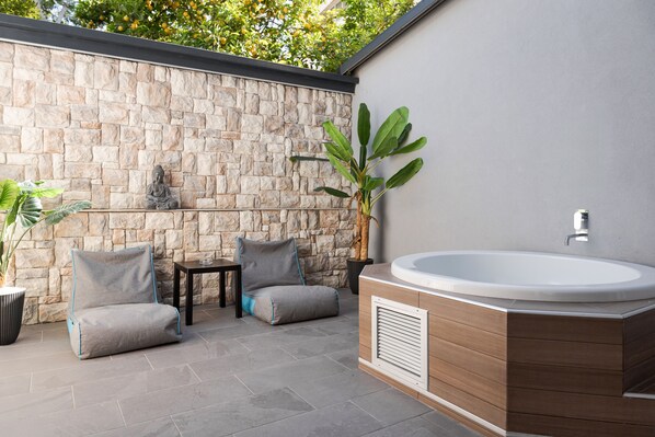 Executive Suite | Terrace/patio