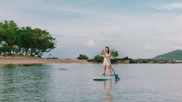 Surfing/boogie boarding